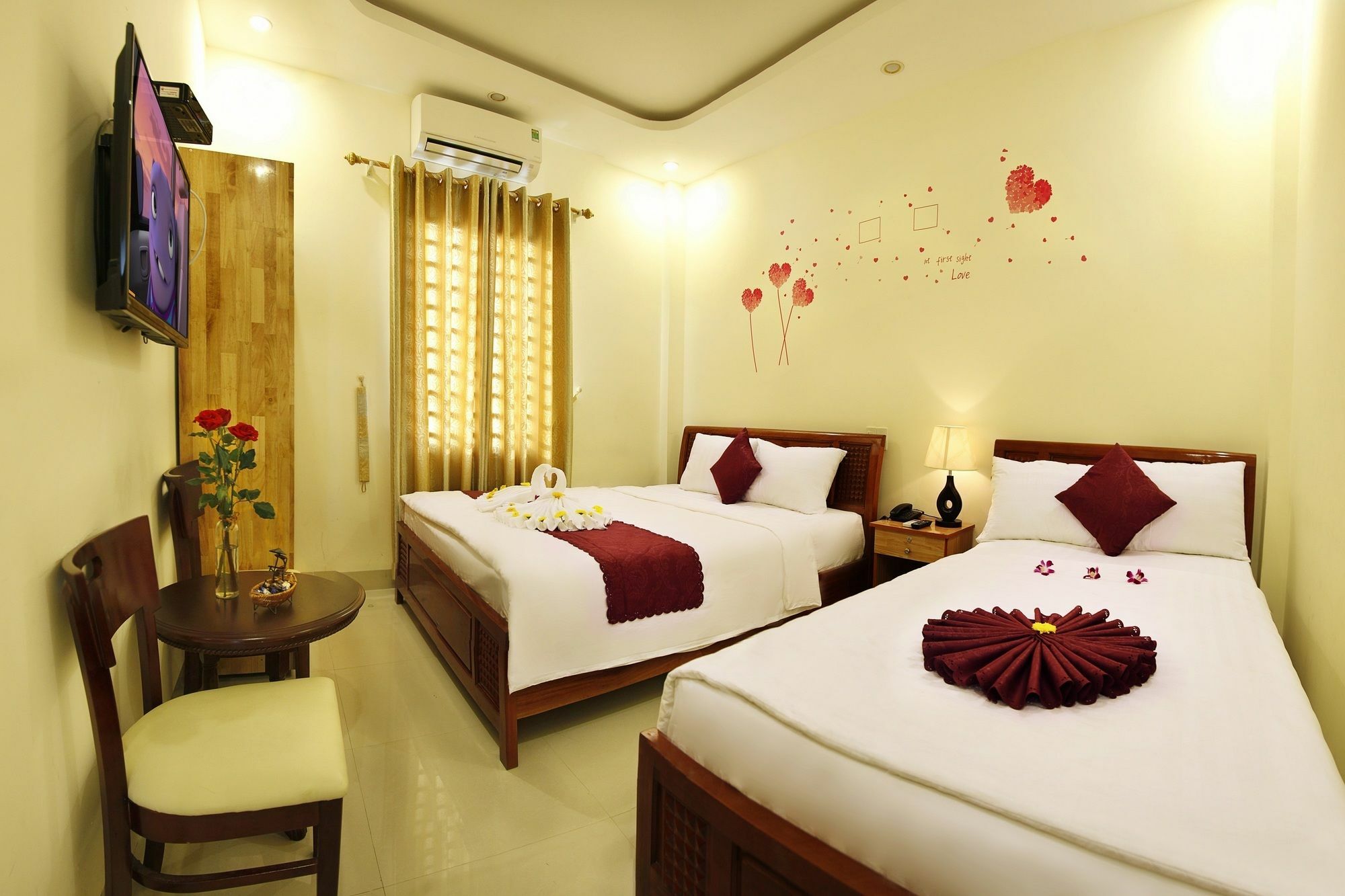 Victori Hotel Danang Eksteriør billede
