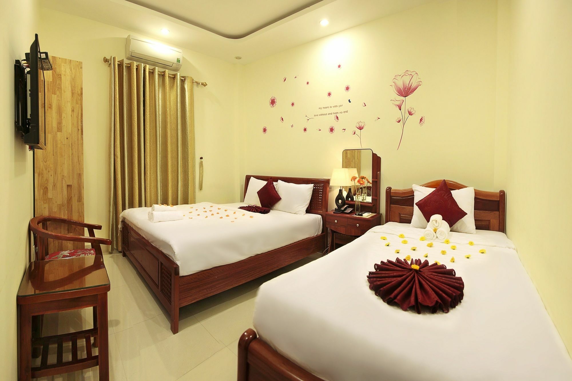 Victori Hotel Danang Eksteriør billede
